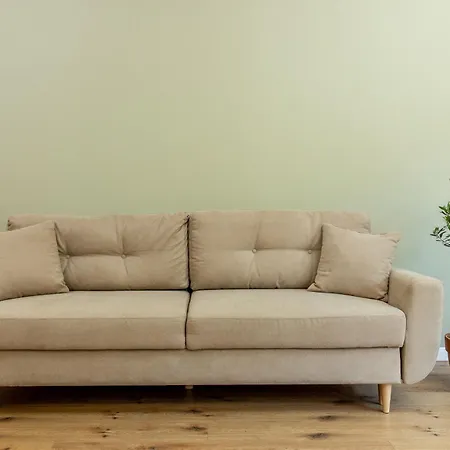 Ophir Apartment *